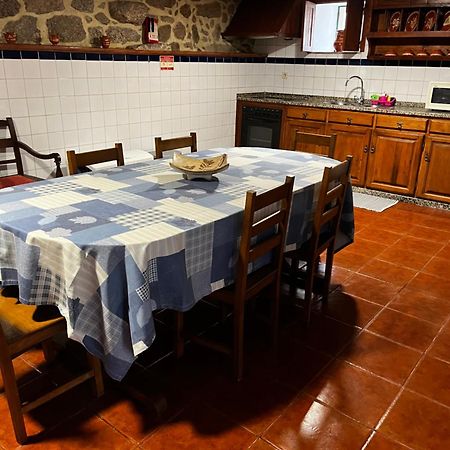 Hostal Casa Padre Alexandre Covide Exterior foto