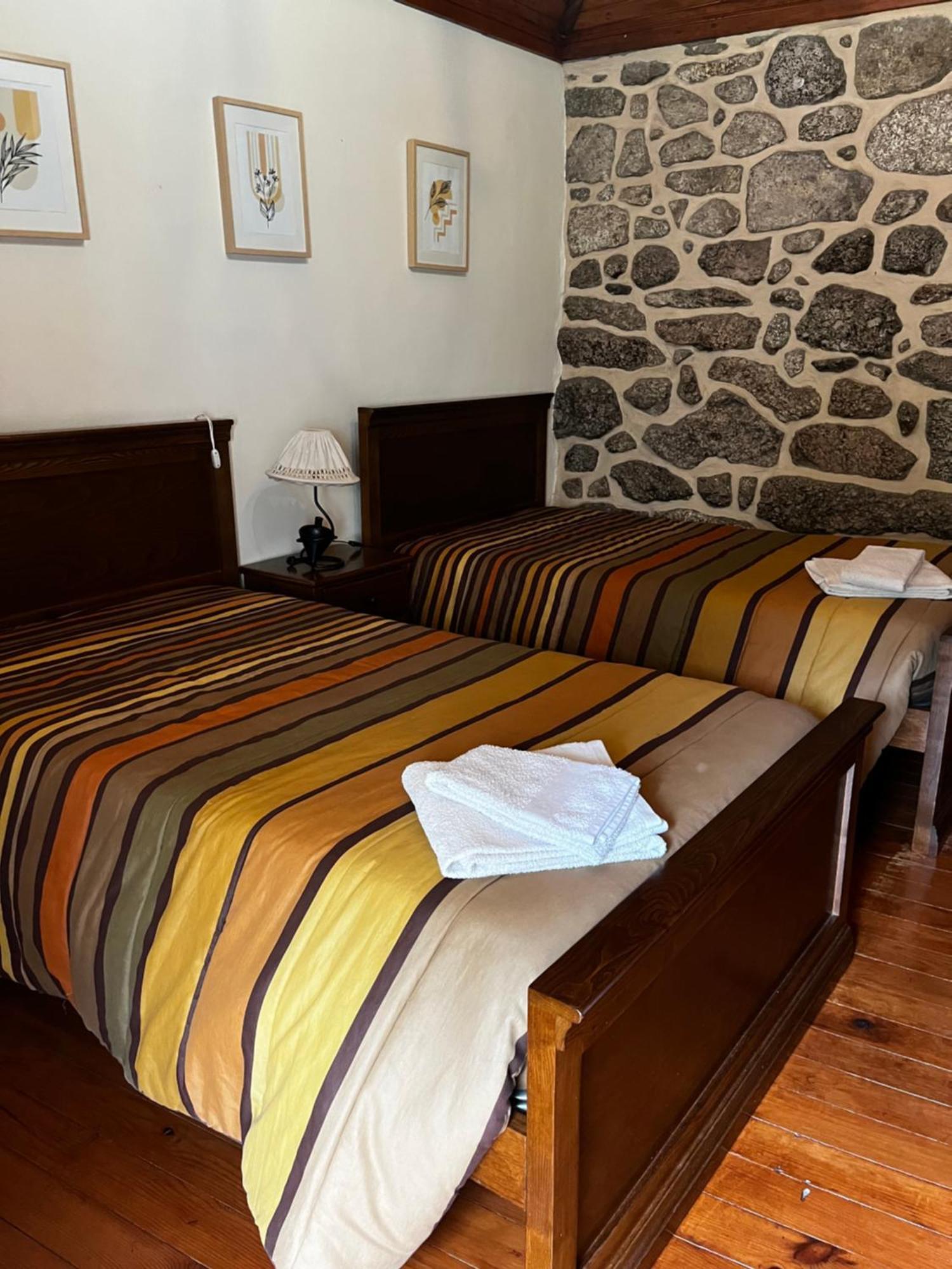 Hostal Casa Padre Alexandre Covide Exterior foto